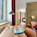 Logis & Restaurant Le Cadet De Gascogne Saint-Justin (Aquitaine)